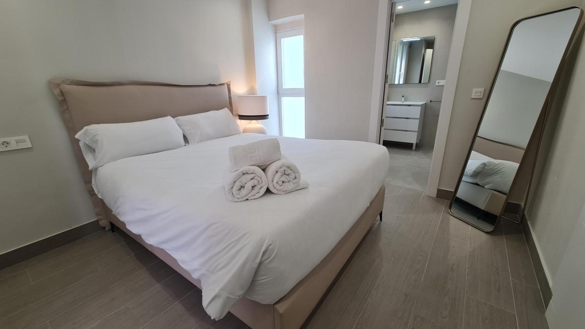 Navas Penthouse 301 By Florentia Homes Granada Exteriér fotografie